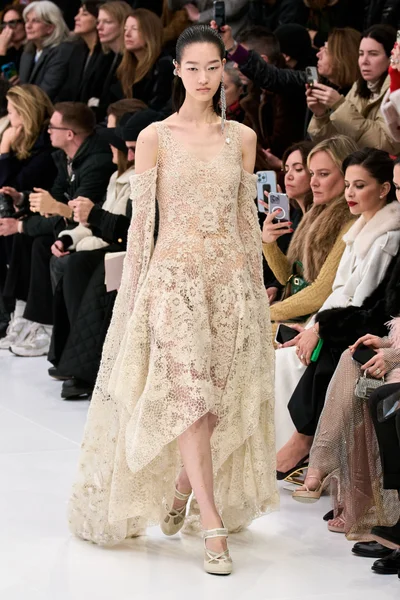 Look 23